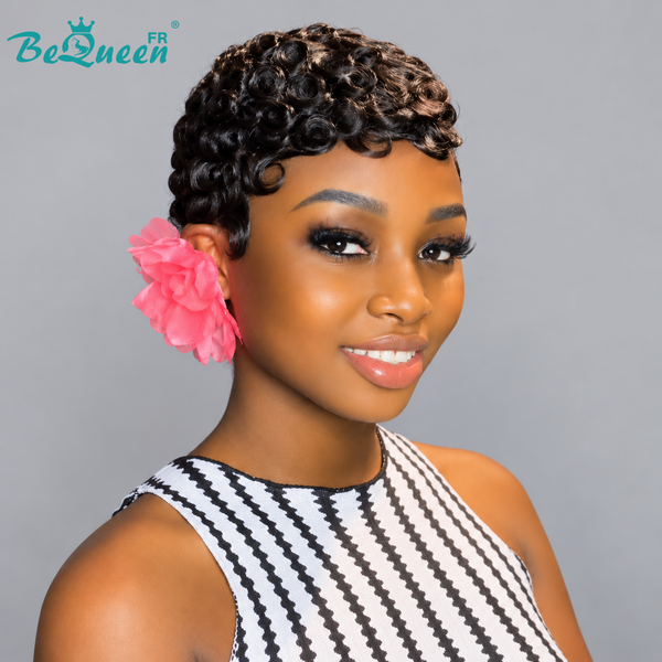 Peluca Bequeen “Chioma” pixie negra rizada hecha a máquina, sin pegamento, estilo listo para usar 17