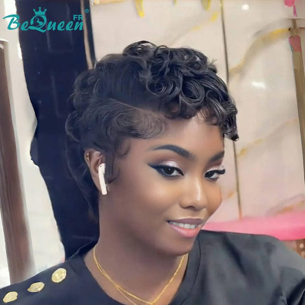 Bequeen Peluca "Suwa" Pixie negro Sin pegamento Frontal En encaje Con raya al lado