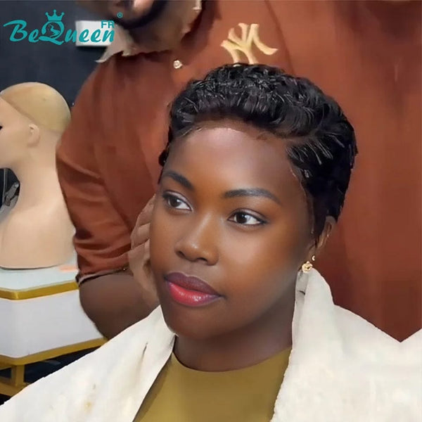 Bequeen Peluca "Suwa" Pixie negro Sin pegamento Frontal En encaje Con raya al lado