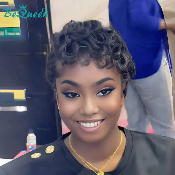 Bequeen Peluca "Suwa" Pixie negro Sin pegamento Frontal En encaje Con raya al lado